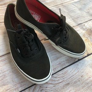 Black Hello Kitty Vans